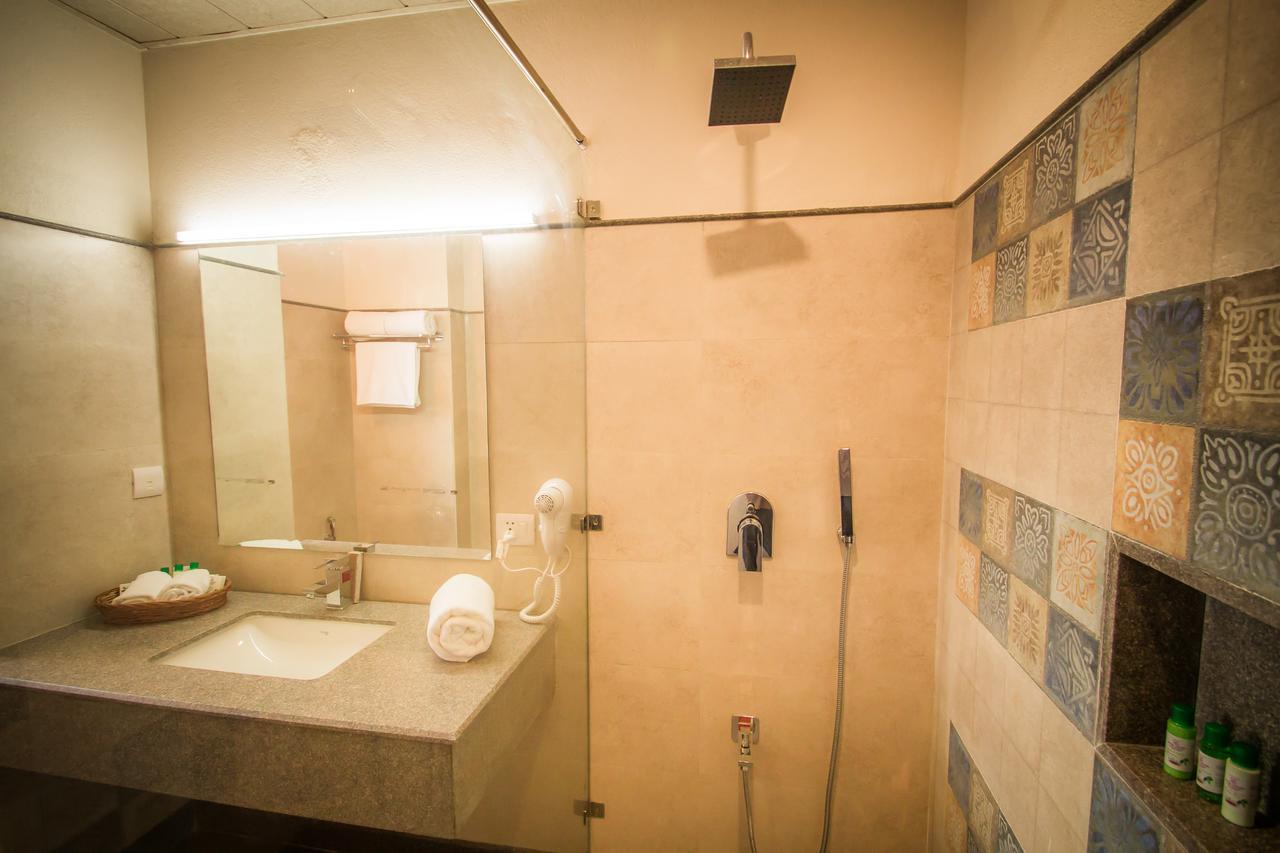 One Earth Royale Boutique Hotel Mussoorie Exterior photo